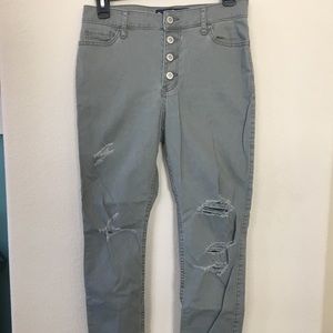 ❤️HOLLISTER ARMY GREEN SKINNY DESTROYED JEANS